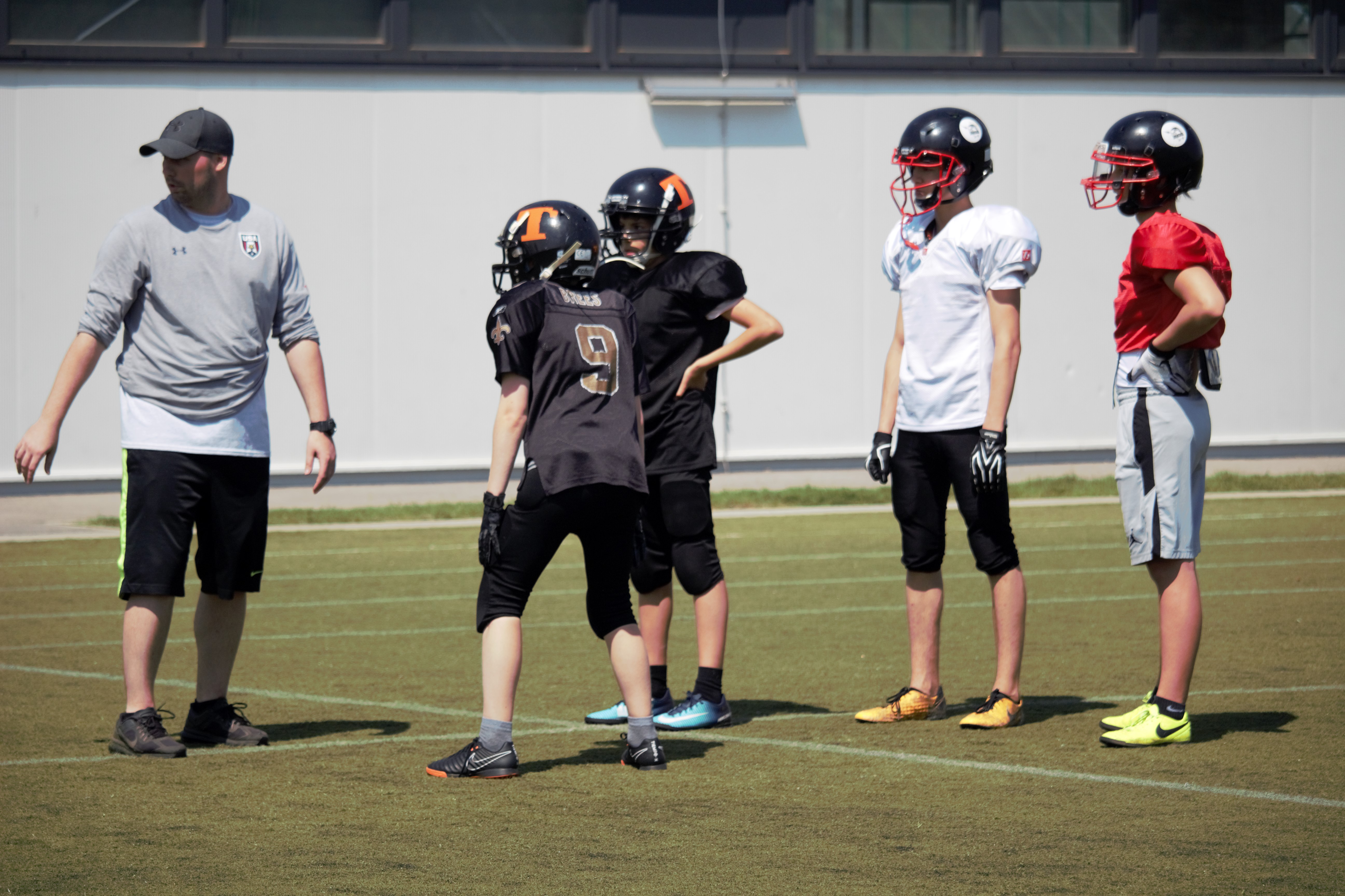 https://localhost/youthfootballonline/burst-and-buzz-tackling-drill/